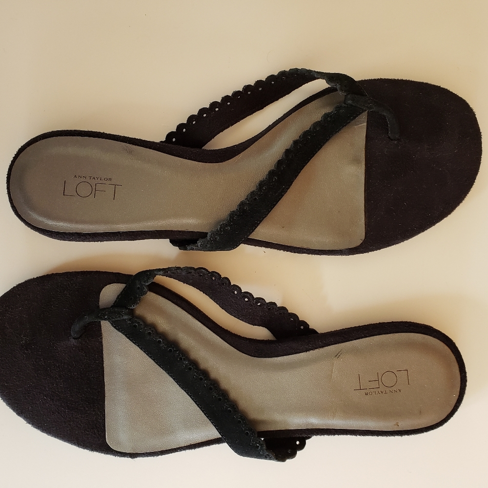 Ann Taylor Loft Flip Flops